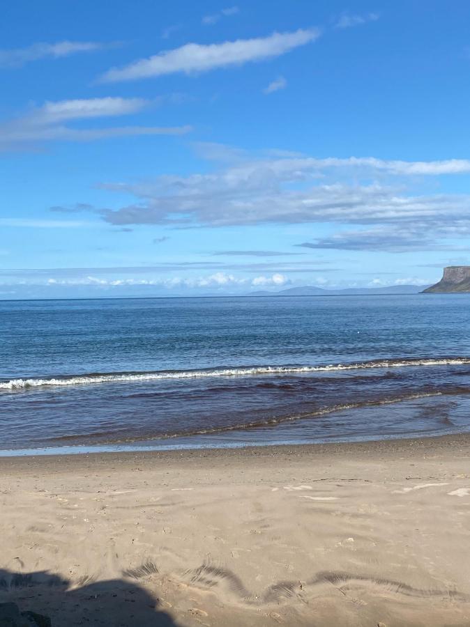 Causeway Coast Apartments Cora Marine Ballycastle Eksteriør bilde